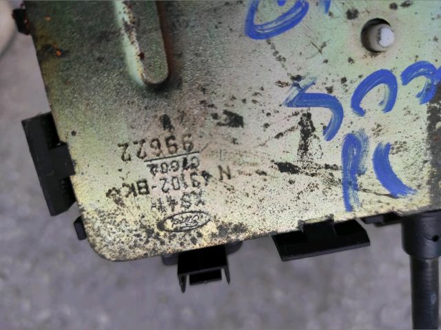 bontott FORD FOCUS I Központizár Motor Csomagtérajtó