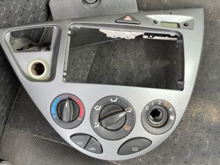 bontott FORD FOCUS I Kürt