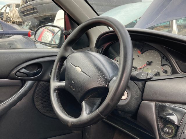 bontott FORD FOCUS I Kürt