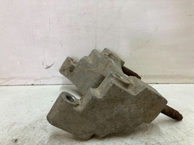 bontott FORD FOCUS I Motor Tartó Bak (Fém)