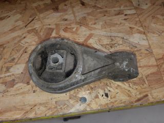bontott FORD FOCUS I Motor Tartó Bak (Pozíciófüggetlen)
