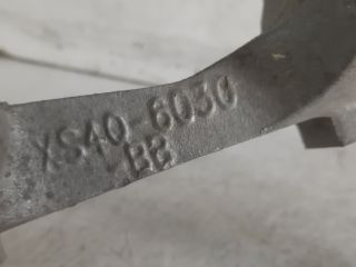 bontott FORD FOCUS I Motor Tartó Bak (Pozíciófüggetlen)