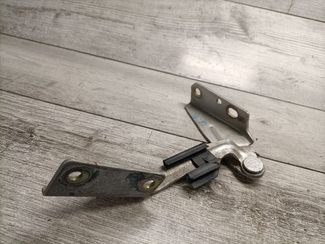 bontott FORD FOCUS I Motorháztető Bal Zsanér