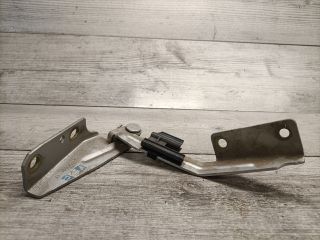 bontott FORD FOCUS I Motorháztető Bal Zsanér