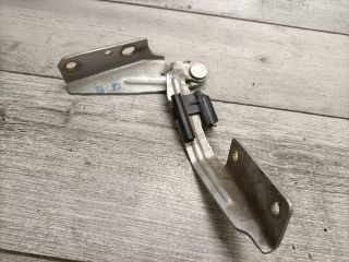 bontott FORD FOCUS I Motorháztető Bal Zsanér