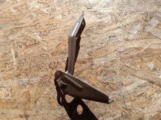 bontott FORD FOCUS I Motorháztető Jobb Zsanér