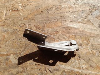 bontott FORD FOCUS I Motorháztető Jobb Zsanér