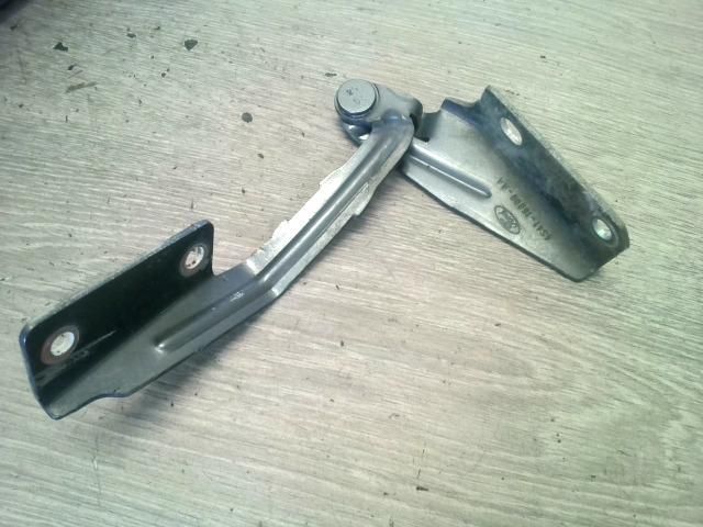 bontott FORD FOCUS I Motorháztető Jobb Zsanér