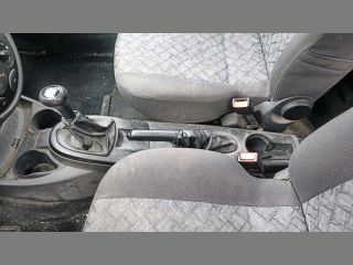 bontott FORD FOCUS I Motorháztető Zárszerkezet