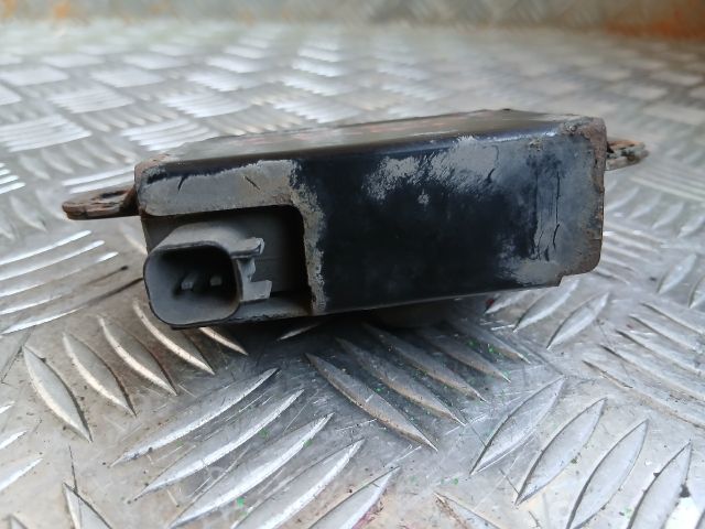 bontott FORD FOCUS I Motorháztető Zárszerkezet