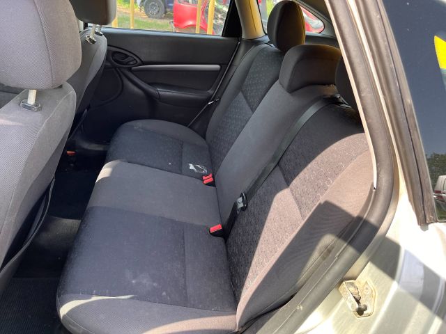 bontott FORD FOCUS I Műszerfal Héj