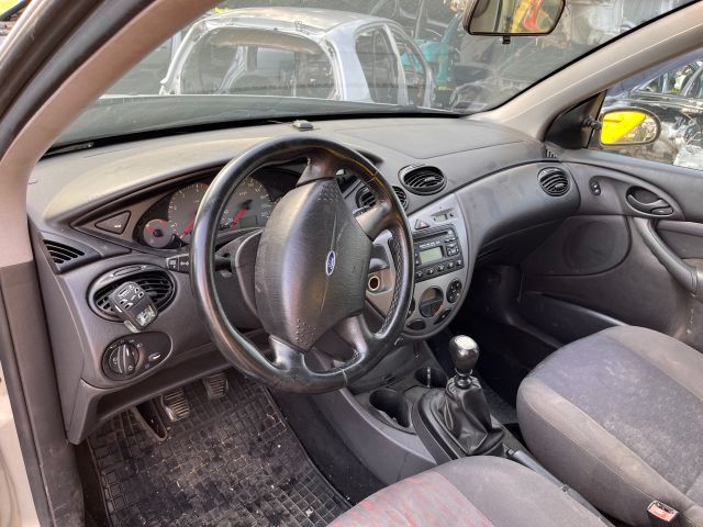 bontott FORD FOCUS I Műszerfal Héj