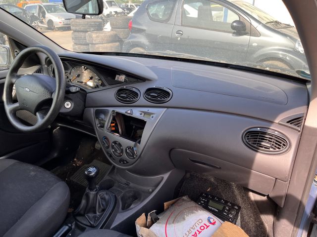 bontott FORD FOCUS I Műszerfal Héj
