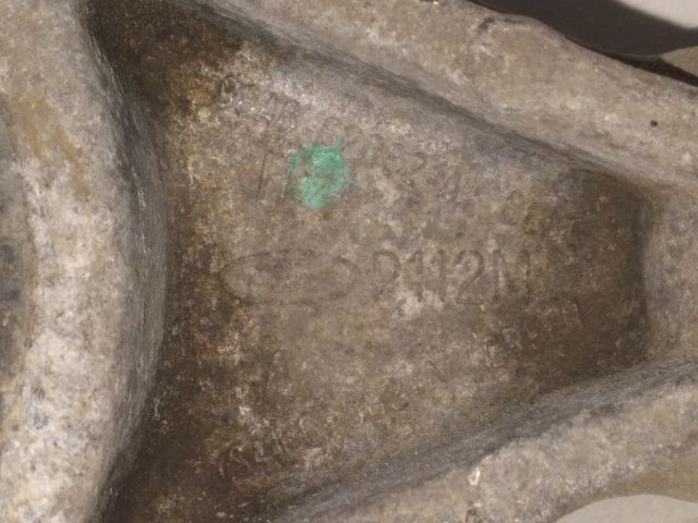 bontott FORD FOCUS I Nyomatéktartó Bak