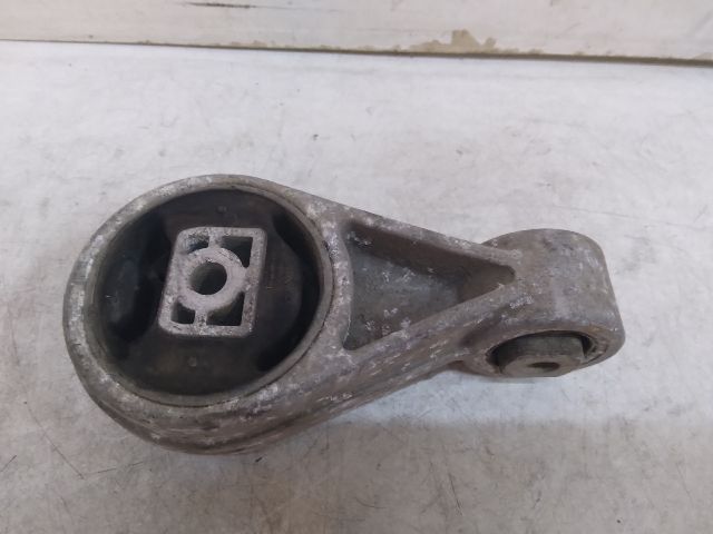 bontott FORD FOCUS I Nyomatéktartó Bak