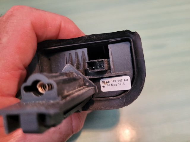 bontott FORD FOCUS I Rádió / CD Kapcsoló