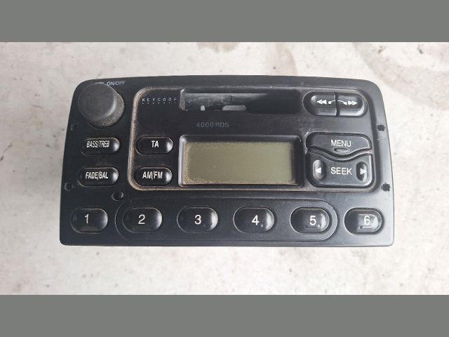 bontott FORD FOCUS I Rádió / CD