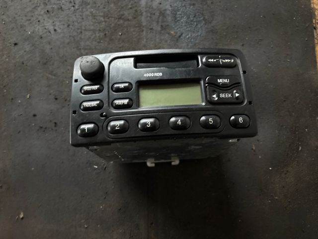 bontott FORD FOCUS I Rádió / CD