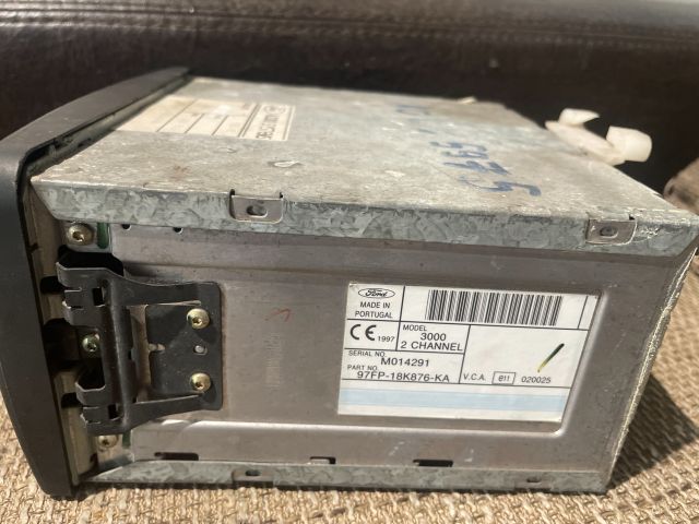 bontott FORD FOCUS I Rádió / CD