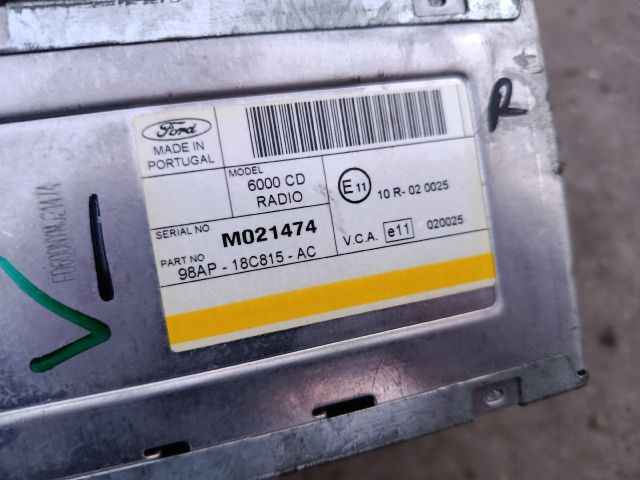 bontott FORD FOCUS I Rádió / CD