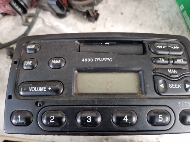 bontott FORD FOCUS I Rádió / CD