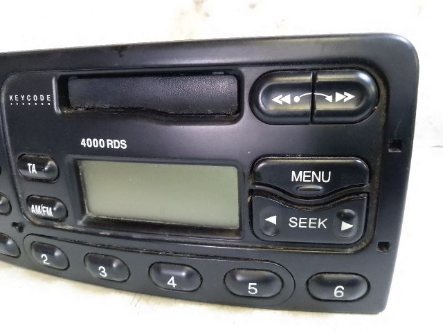 bontott FORD FOCUS I Rádió / CD