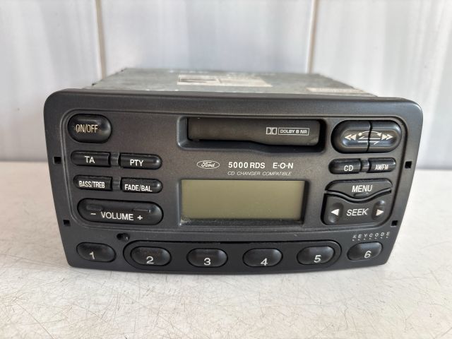 bontott FORD FOCUS I Rádió / CD