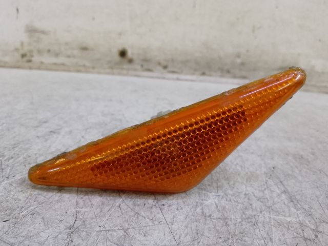 bontott FORD FOCUS I Sárvédő Irányjelző (Pozíciófüggetlen)