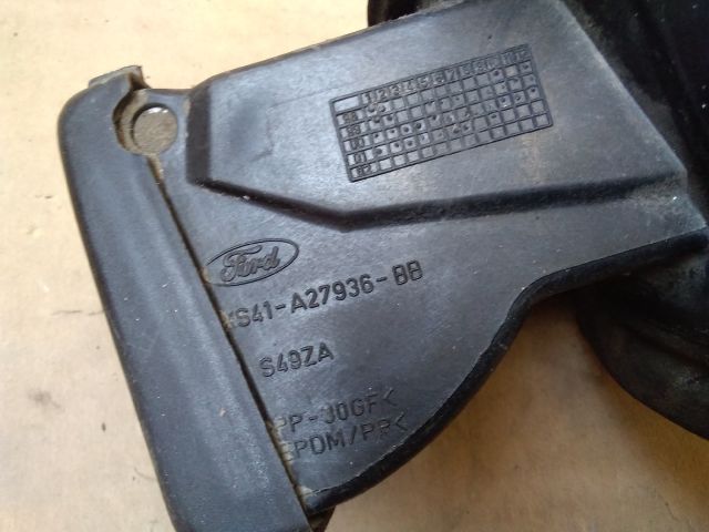 bontott FORD FOCUS I Tankajtó