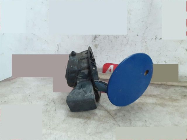 bontott FORD FOCUS I Tankajtó