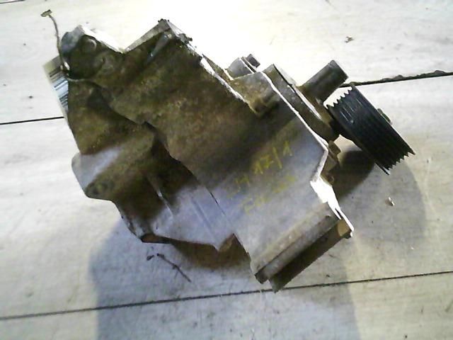 bontott FORD FOCUS I Tartó Bak