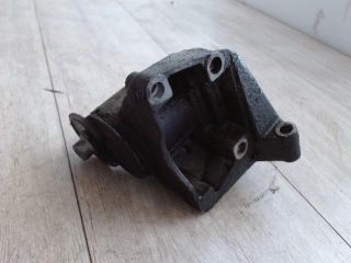 bontott FORD FOCUS I Tartó Bak