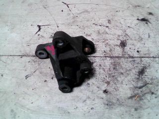 bontott FORD FOCUS I Tartó Bak