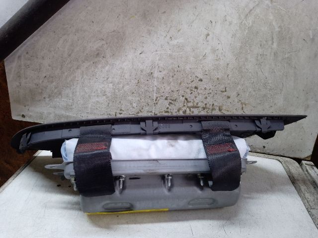 bontott FORD FOCUS I Utasoldali Légzsák