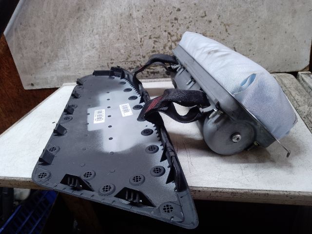 bontott FORD FOCUS I Utasoldali Légzsák