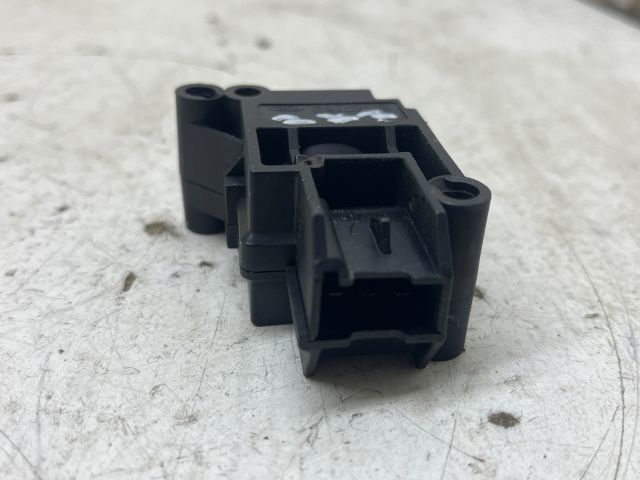 bontott FORD FOCUS I Üzemanyag Elzáró Szelep