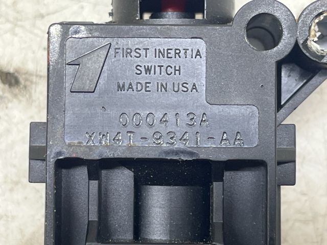 bontott FORD FOCUS I Üzemanyag Elzáró Szelep