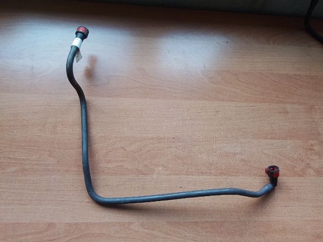 bontott FORD FOCUS I Üzemanyagcső