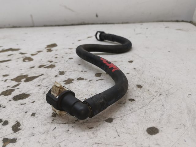 bontott FORD FOCUS I Üzemanyagcső