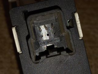 bontott FORD FOCUS I Vészvillogó Kapcsoló