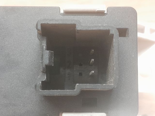 bontott FORD FOCUS I Vészvillogó Kapcsoló