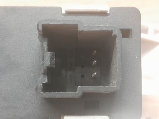 bontott FORD FOCUS I Vészvillogó Kapcsoló