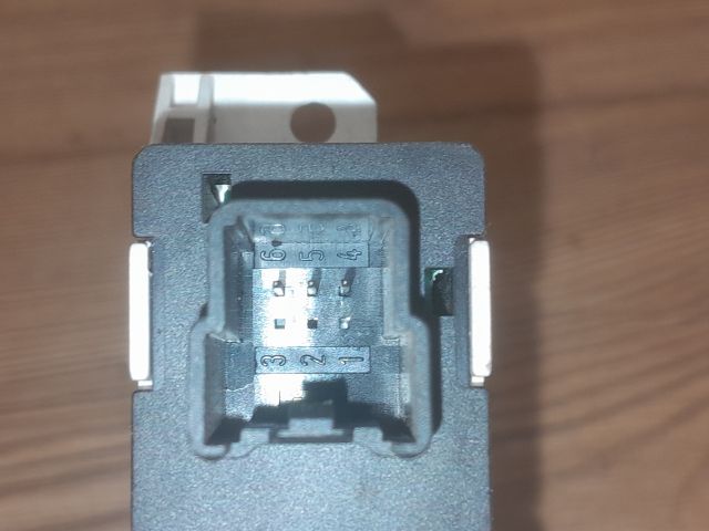 bontott FORD FOCUS I Vészvillogó Kapcsoló