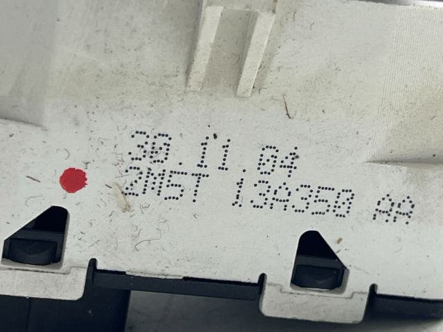 bontott FORD FOCUS I Vészvillogó Kapcsoló