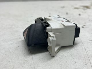 bontott FORD FOCUS I Vészvillogó Kapcsoló