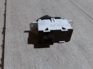 bontott FORD FOCUS I Vészvillogó Kapcsoló