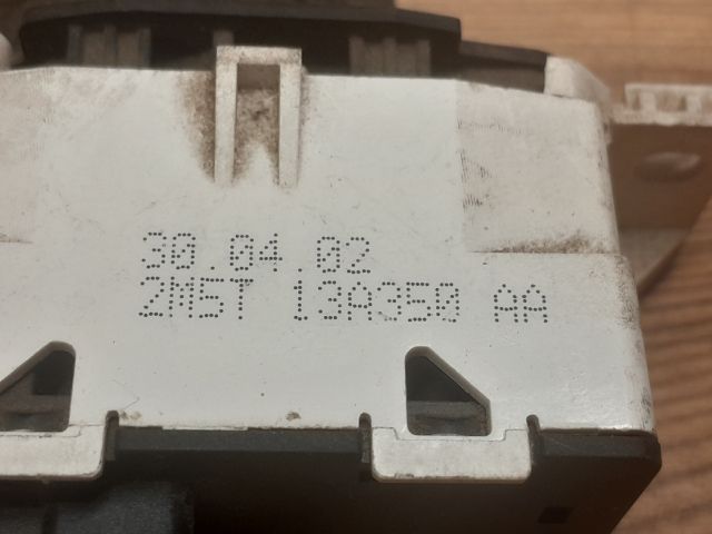 bontott FORD FOCUS I Vészvillogó Kapcsoló