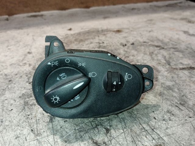 bontott FORD FOCUS I Világítás Kapcsoló