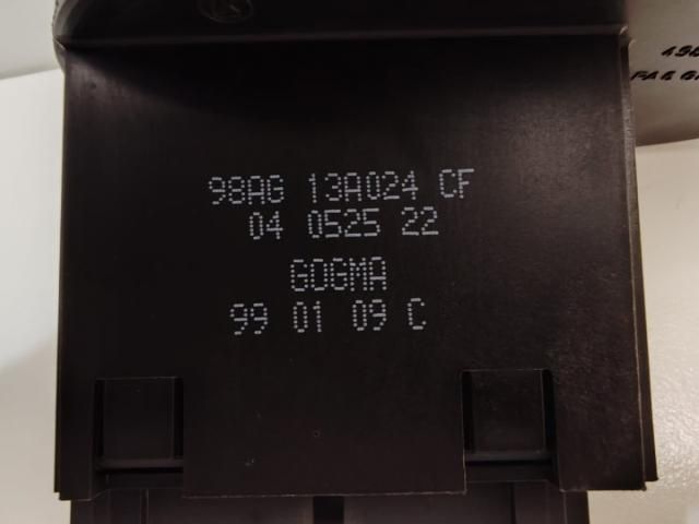 bontott FORD FOCUS I Világítás Kapcsoló