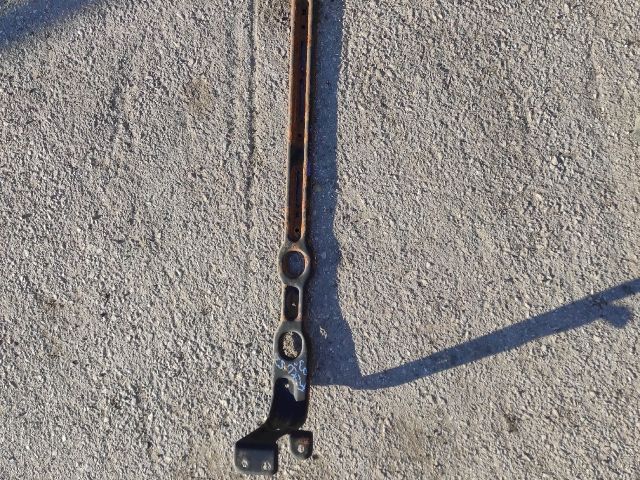 bontott FORD FOCUS I Vízhűtő Radiátor Tartó